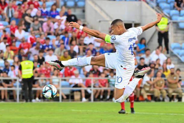 et365（中国）官方网站、APP下载、bet365 Sports-法国31射仅入3球，姆巴佩组织射门一肩挑适得其反？